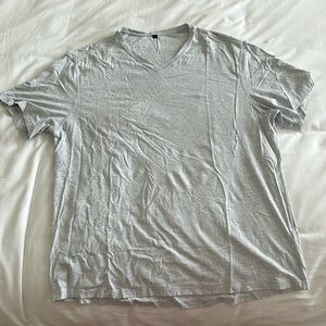 Lululemon V neck t-shirt